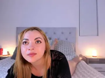 Velvetcrowe  live sex cam