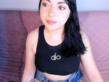 Velvetcrowe  live sex cam