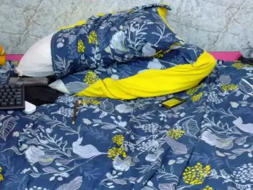 Matureandhorny  live sex cam