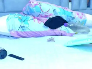 Matureandhorny  live sex cam