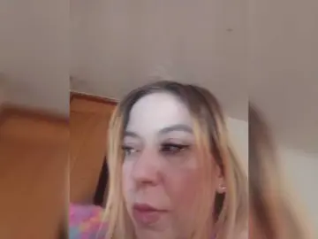 Sarafoxxx  live sex cam