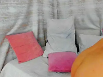 Victoriaarousse25  live sex cam