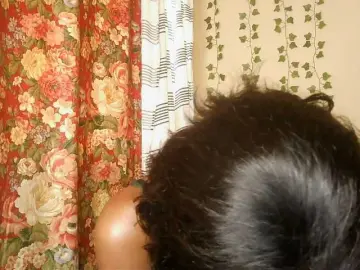 -Mirage  live sex cam
