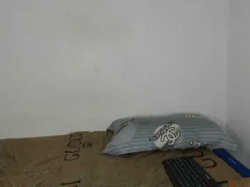 Belle255  live sex cam