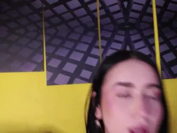 ChloeMiller  live sex cam