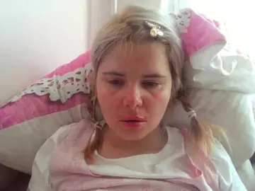 ElenaPleasure  live sex cam