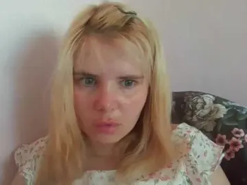 ElenaPleasure  live sex cam