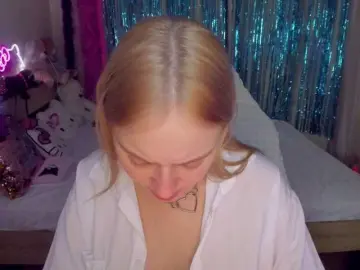 ElinaOcean  live sex cam