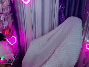 ElinaOcean  live sex cam