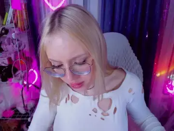 ElinaOcean  live sex cam