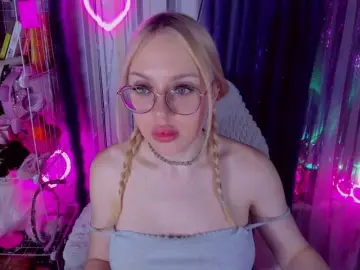 ElinaOcean  live sex cam