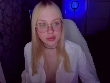 ElinaOcean  live sex cam