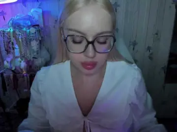 ElinaOcean  live sex cam