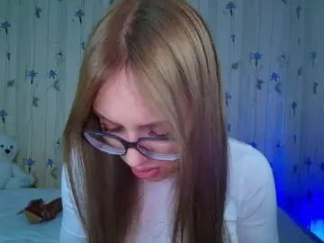 ElinaOcean  live sex cam