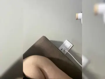 Fari1206  live sex cam