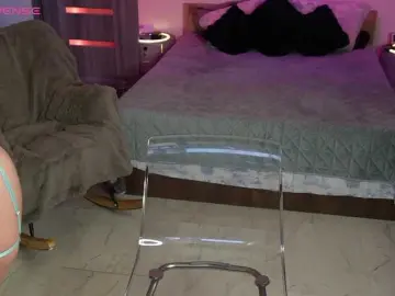 Heysiry  live sex cam