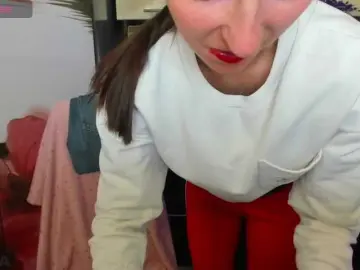 KathelinBrik  live sex cam