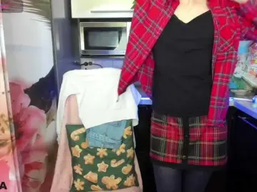 KathelinBrik  live sex cam