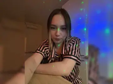 LunaKoma  live sex cam