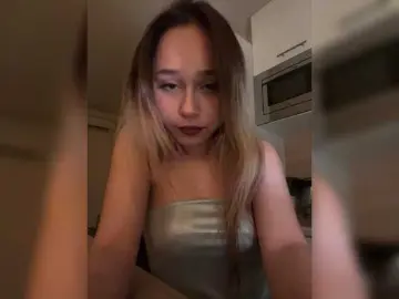 LunaKoma  live sex cam