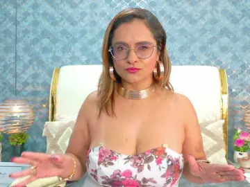 MarylinsVega  live sex cam