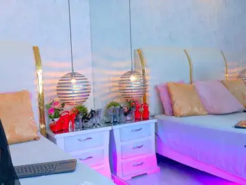 MarylinsVega  live sex cam