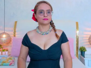 MarylinsVega  live sex cam