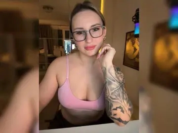 Miss-Fetish  live sex cam