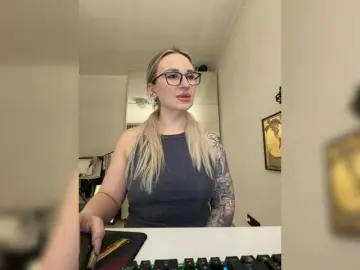 Miss-Fetish  live sex cam