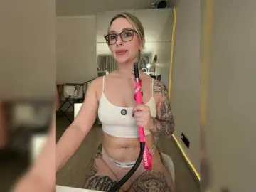 Miss-Fetish  live sex cam