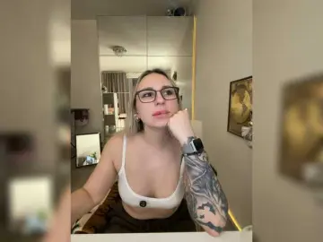 Miss-Fetish  live sex cam