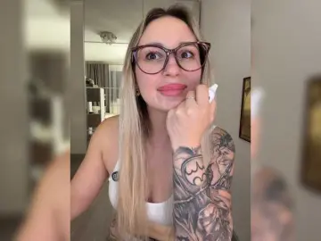 Miss-Fetish  live sex cam