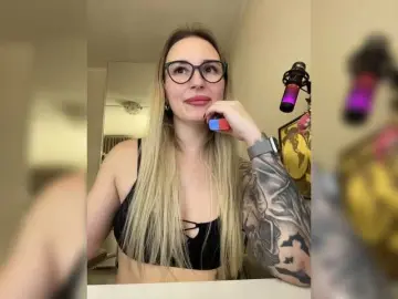 Miss-Fetish  live sex cam