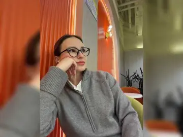 Miss-Fetish  live sex cam