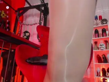 MistressAndre  live sex cam