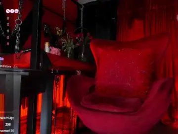 MistressAndre  live sex cam