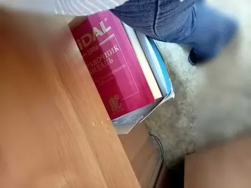 Molii-Molii35  live sex cam