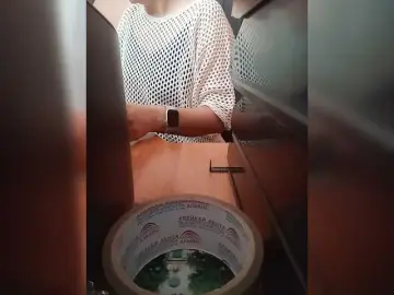 Molii-Molii35  live sex cam