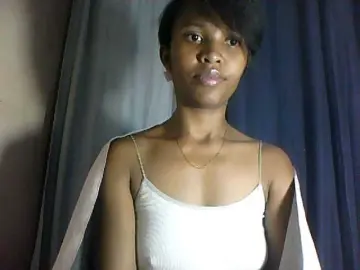 Nathiii  live sex cam
