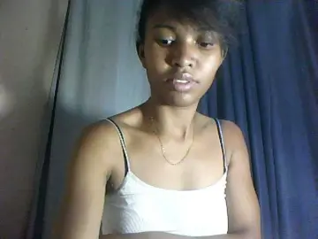 Nathiii  live sex cam