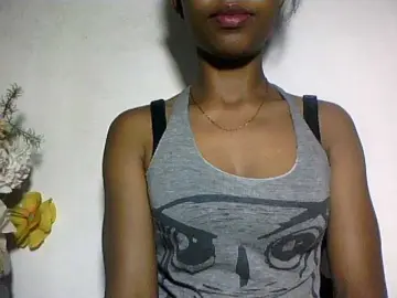 Nathiii  live sex cam