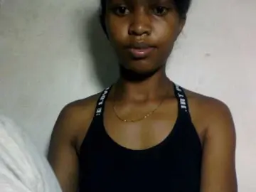 Nathiii  live sex cam