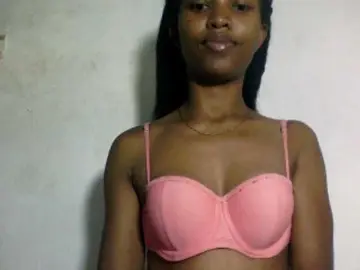 Nathiii  live sex cam