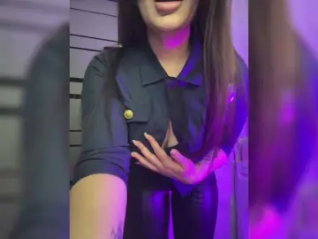 Alexyaa  live sex cam