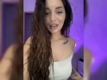 Alexyaa  live sex cam