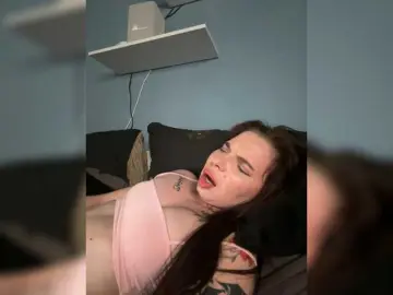 Lady-not-shy  live sex cam