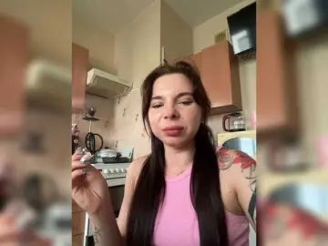 Lady-not-shy  live sex cam