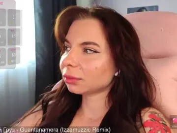 Lady-not-shy  live sex cam