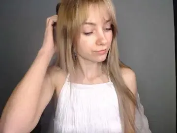 LuciaLovely  live sex cam