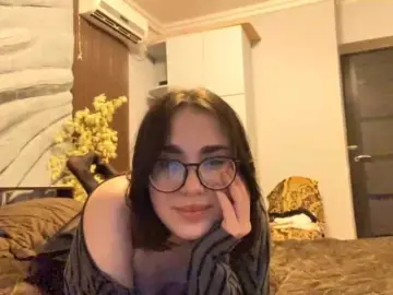SatinRose  live sex cam
